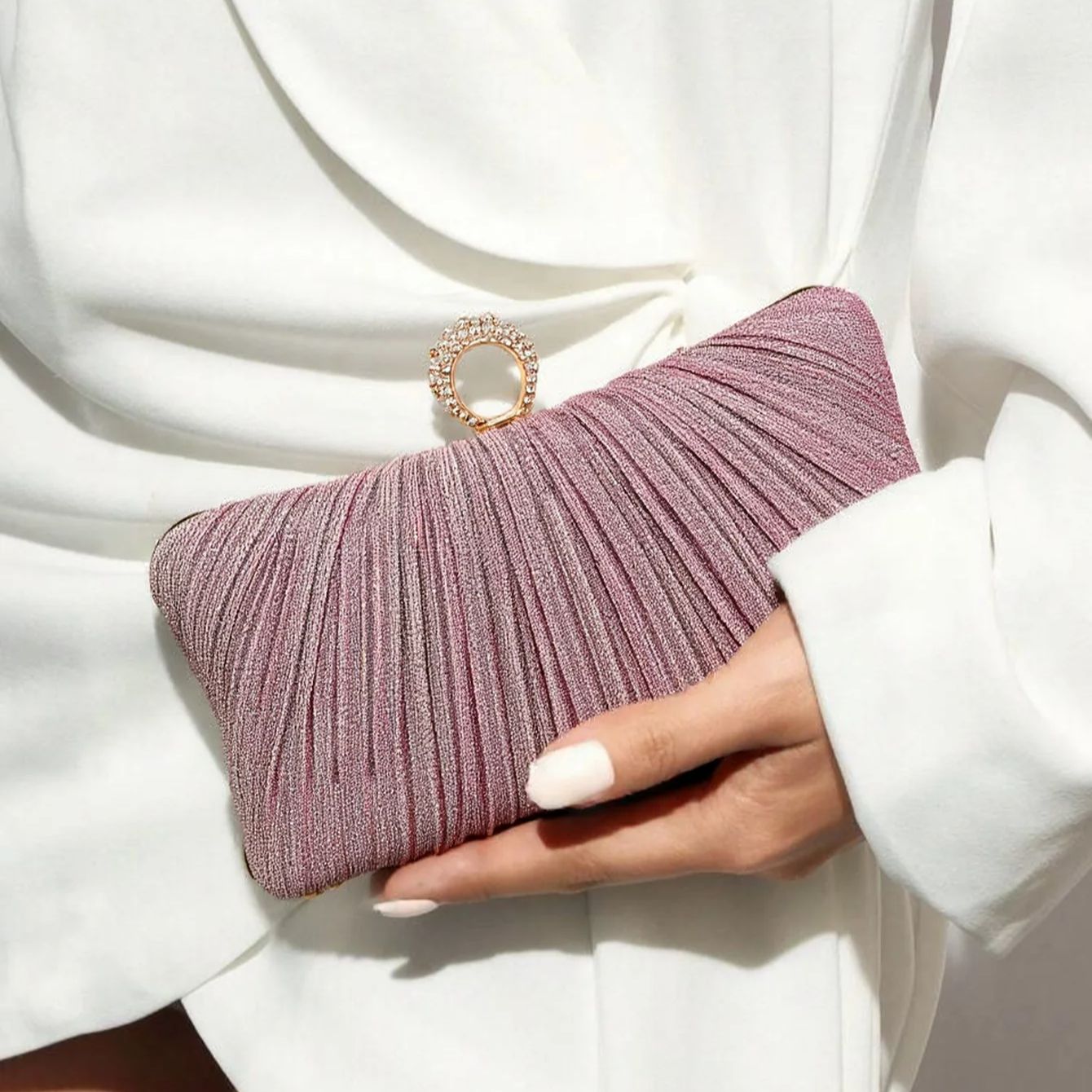 Wallet Chain Bag - Tas Malam Hari Valentine, Cincin Jari