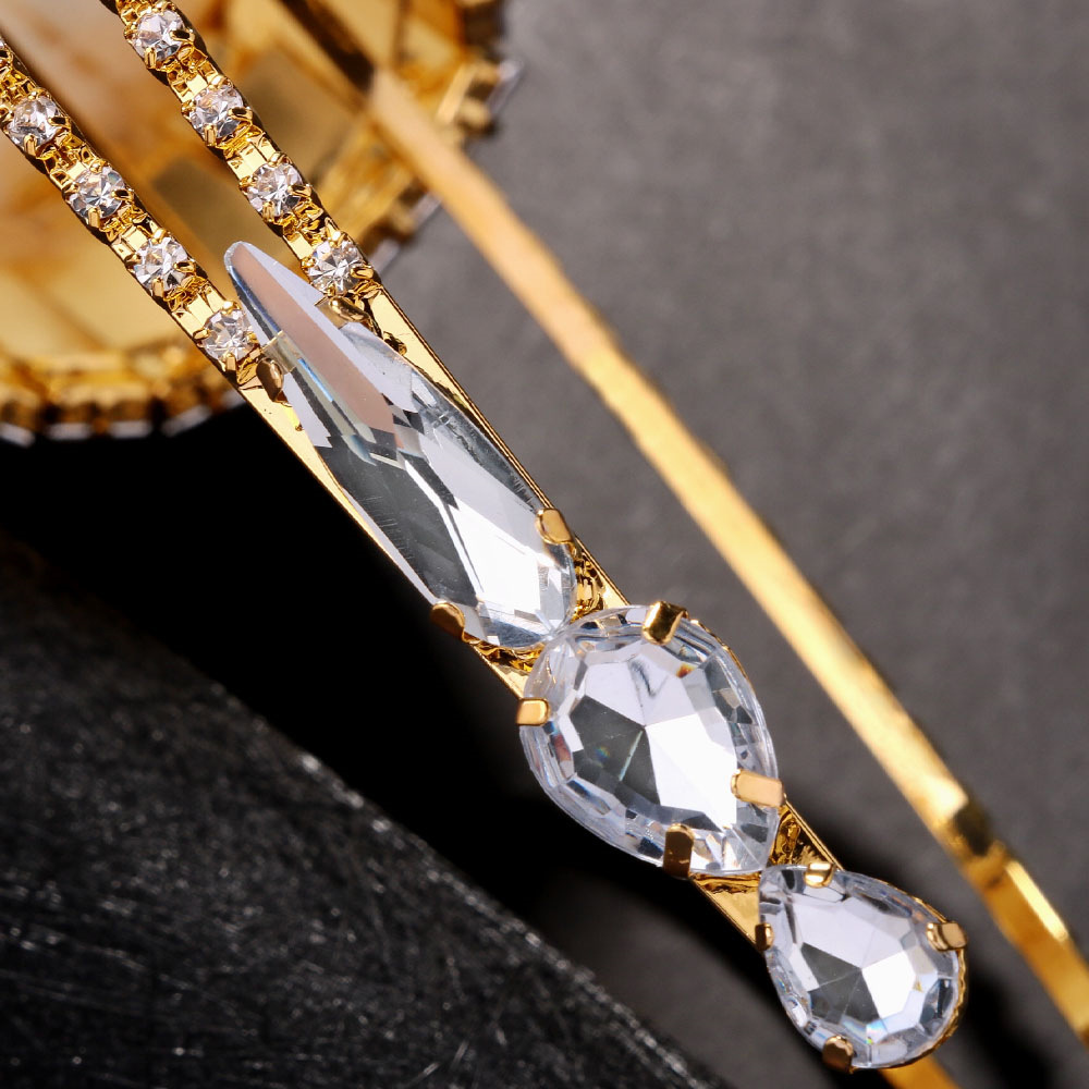Mahkota Bulu Raksasa Queen Ter - Queen Accessories ulasan dan harga