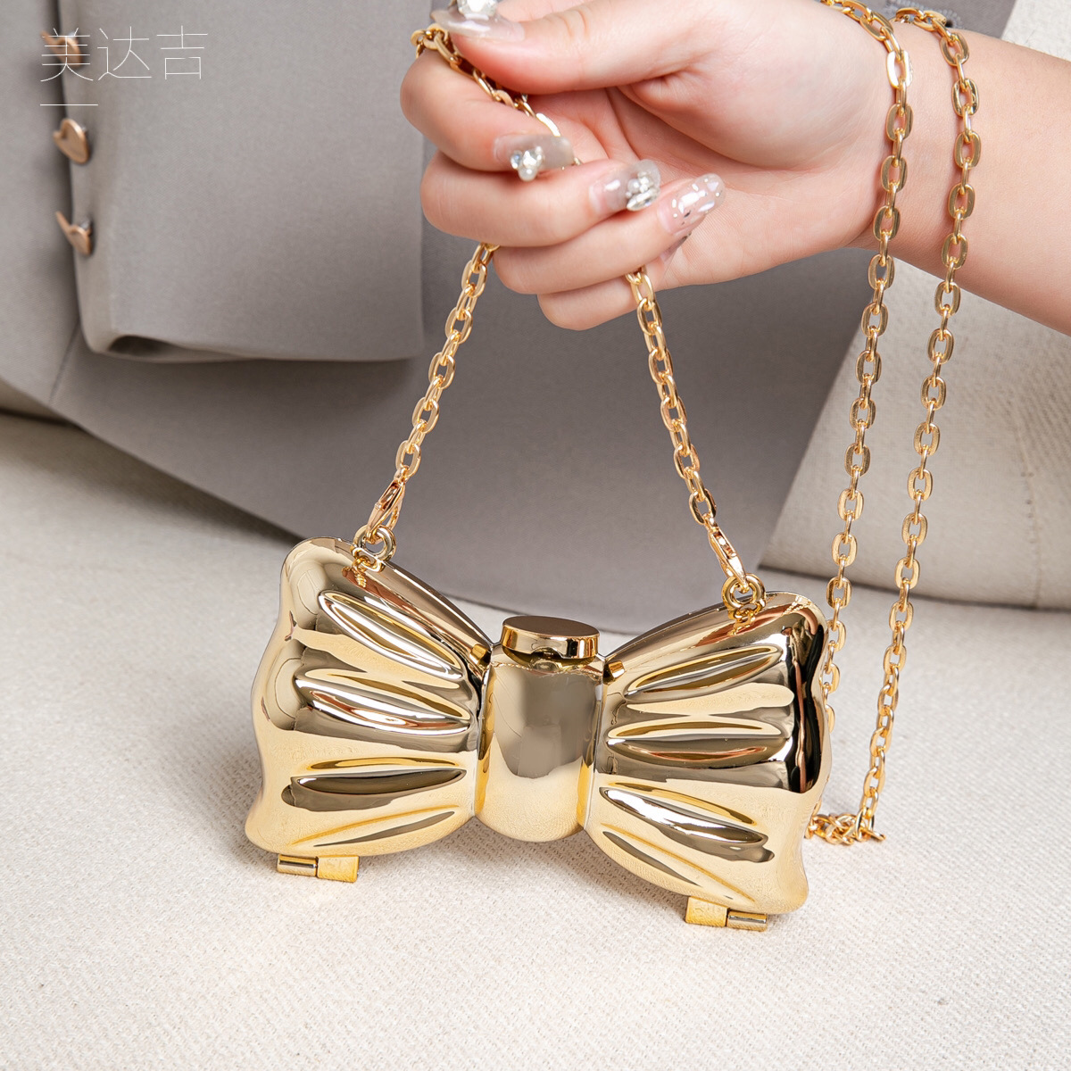 Tas Clutch Mini Bentuk Pita Lo - Wallet Chain Bag ulasan dan harga