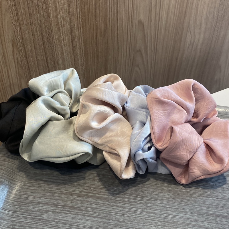 Ikat rambut sutra elastis untu - Scrunchie Satin Set ulasan dan harga